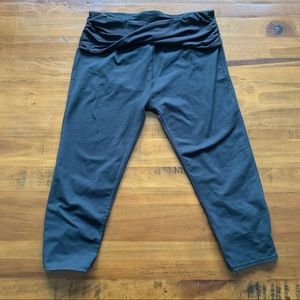 Fabletics Black Capris